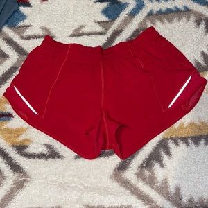 Lululemon Hotty Hot shorts 2.5